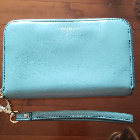 Fossil Handbags - Fossil wristlet/clutch